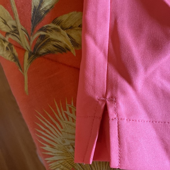 Cute and stylish. Very flattering shorts - Picture 3 of 8